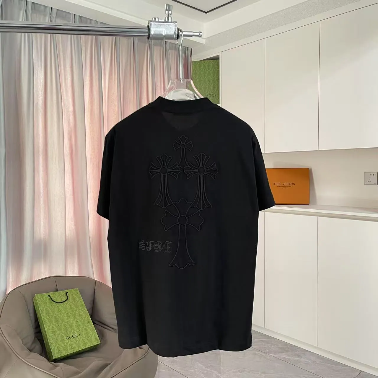 🅿️200 ch Cro* 2025 summer new style Sanskrit horseshoe cross cross vacuum embroidery short-sleeved t-shirt custom fabric 300g same style for men and women Size: S M L XL XXL Five codes Color: black white